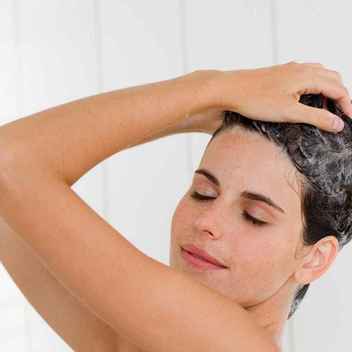 Prenez soin de votre cuir chevelu : 5 conseils pour briller les cheveux