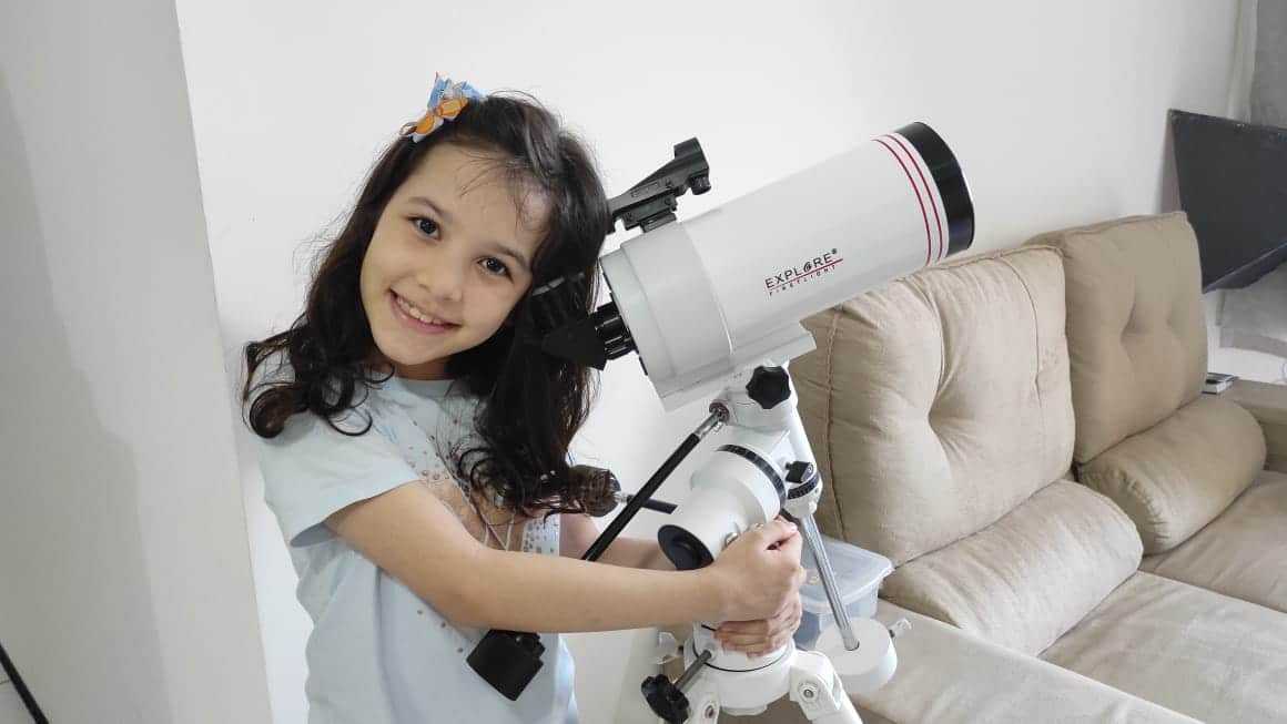 Nicolinha est peut-être le plus jeune astronome du monde.